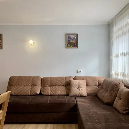 Underhills House Apartment Yaremche Exterior photo