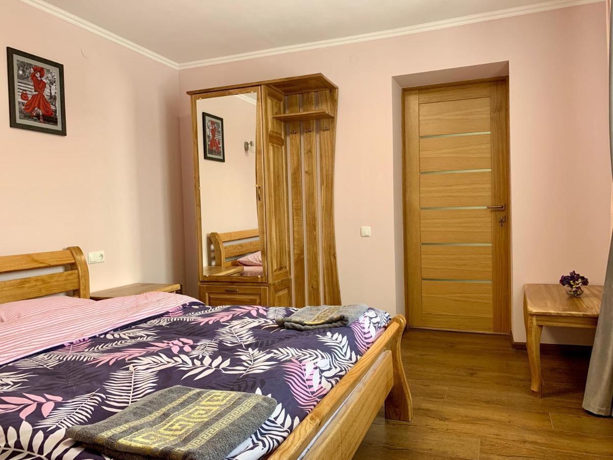 Apartment Underhills House Yaremche